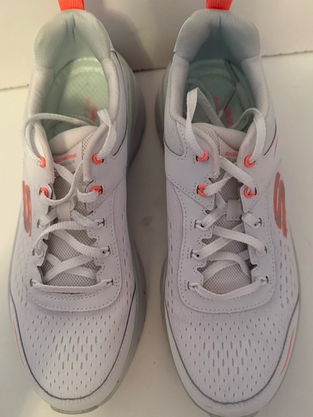 Skechers Relaxed Fit D’Lux 2.0 Daisy Doll